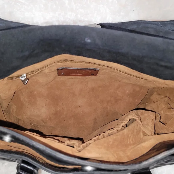 Patricia Nash Black Shoulder Bag with Elegant Silver Accents - Picture 7 of 8